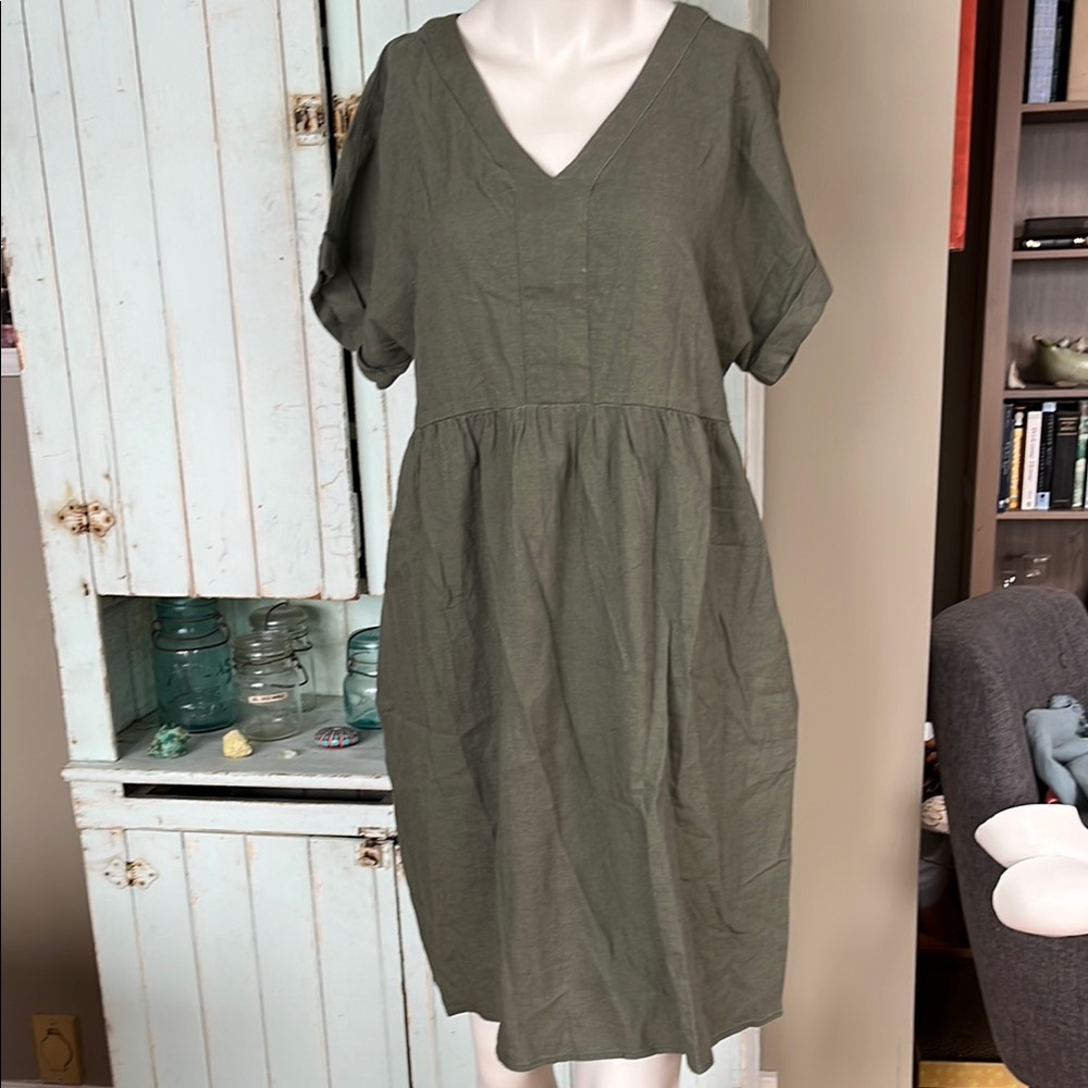 Briggs New York Olive Green Dress